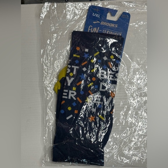 Brooks Birthday Best Sock - Picture 2 of 5